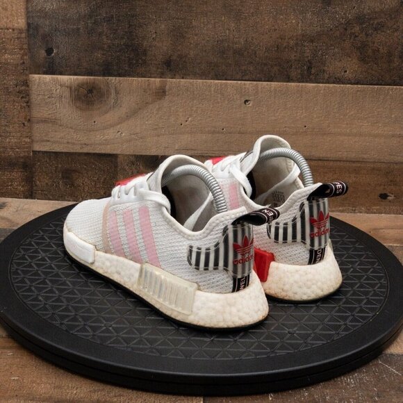 ADIDAS NMD R1 I LOVE DANCE WOMENS ATHLETIC SHOES RUNNING GYM WHITE PINK SIZE 7.5 - Picture 6 of 9